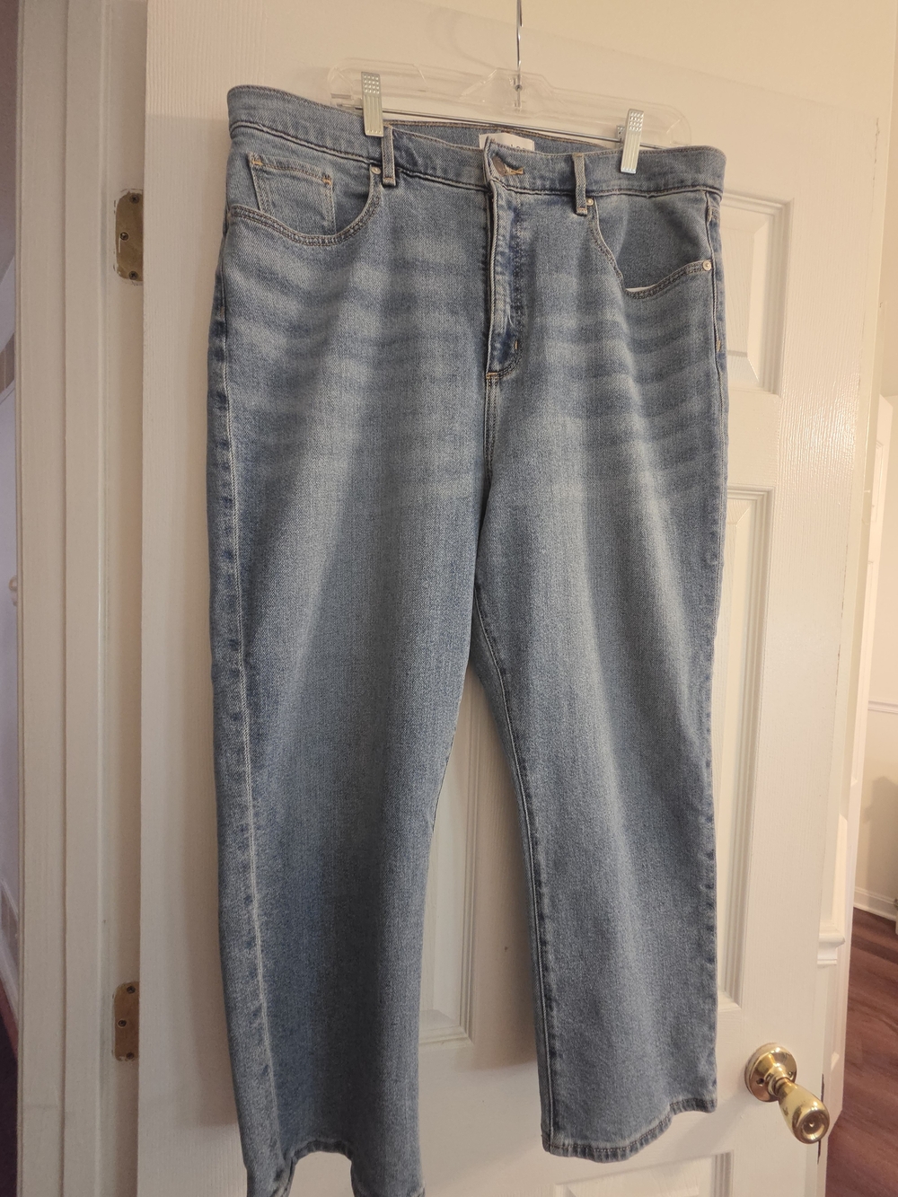 LOFT Light Blue "The Slim" Leg Jeans Womens Size 16